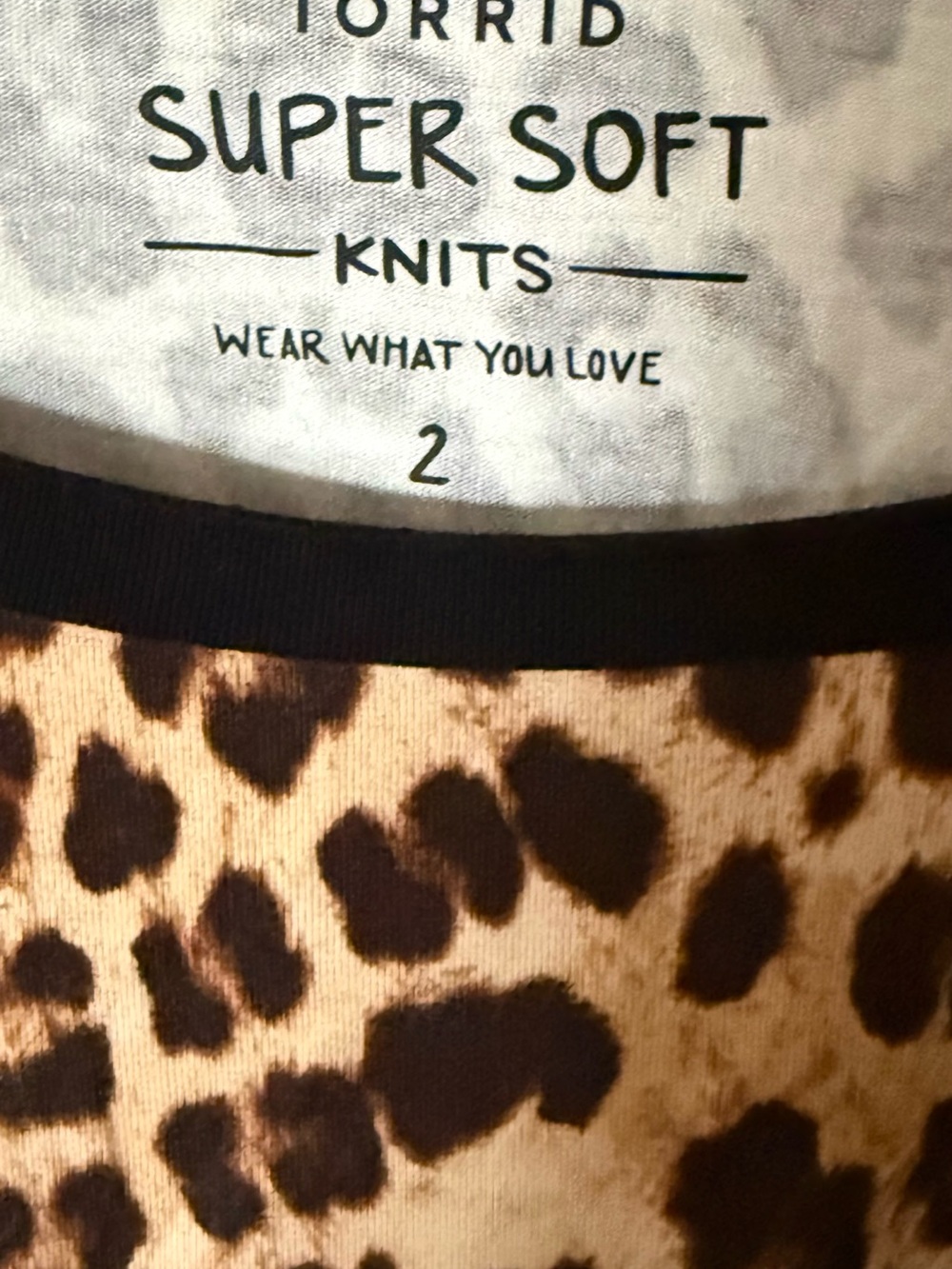 torrid super soft Black with Brown Leopard Print Long Sleeve Top - Picture 2 of 3